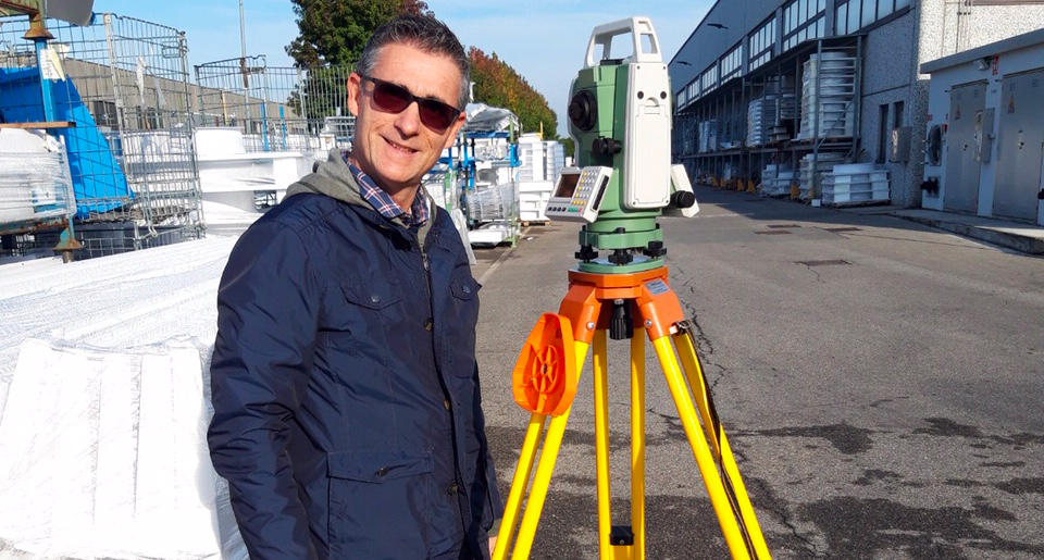 FotoGeometra.jpg Qualcosa in più sul Geometra Rotasperti